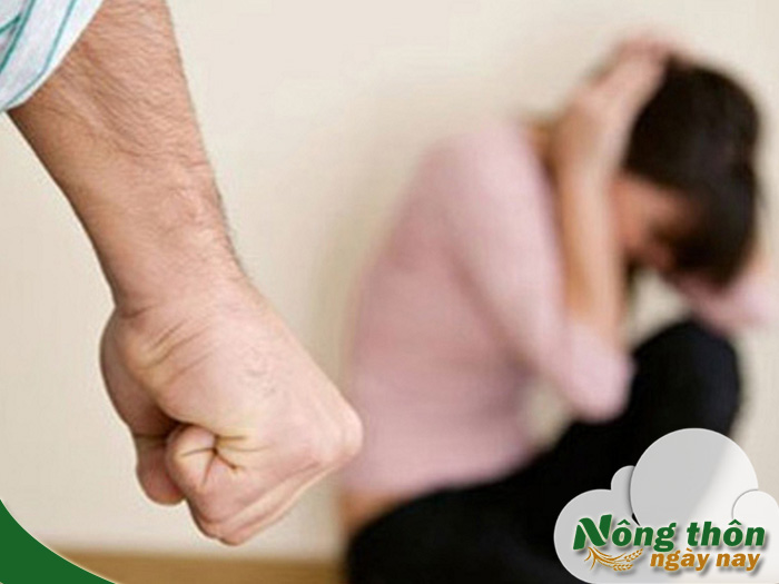 Bạo lực gia đình là gì? Hậu quả và cách bảo vệ bản thân