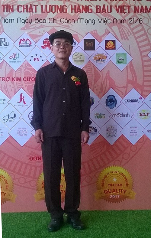thay bua tien khuong
