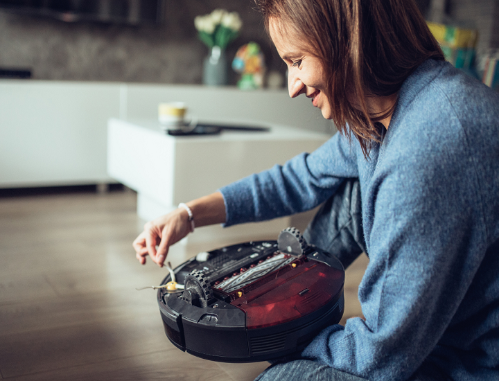Mẹo vệ sinh robot hút bụi nhanh chóng hiệu quả