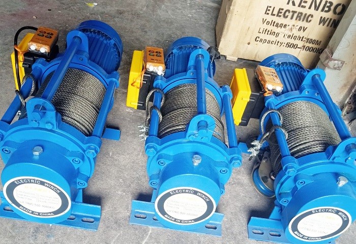 Máy tời điện