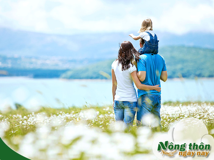 Tình yêu thương là gì? Bí mật của kết nối cảm xúc sâu sắc