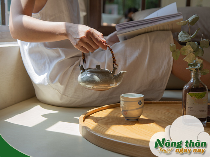 Uống trà xanh có nóng không? Dấu hiệu cho thấy khi dùng sai cách