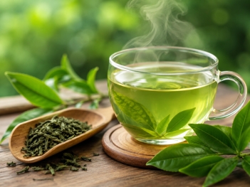 Công dụng của nước trà xanh bạn uống hàng ngày