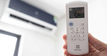 Tại sao màn hình remote máy lạnh bị mờ và mẹo sửa nhanh - Nông Thôn ngày nay