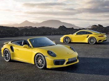 Porsche 911 mui trần so với mui cứng khác nhau thế nào? - Nông Thôn ngày nay