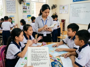Quan sát định tính và định lượng khác nhau thế nào?
