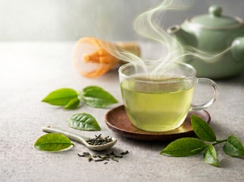 Lá trà xanh tươi có gì đặc biệt