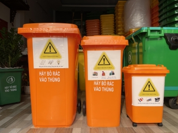 Thùng rác màu cam có ý nghĩa gì? Sử dụng ở đâu? - Nông Thôn ngày nay