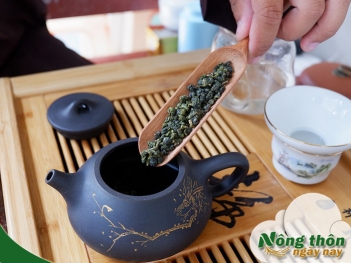 Uống trà xanh có nổi mụn không? Sự thật về detox bằng trà - Nông Thôn ngày nay