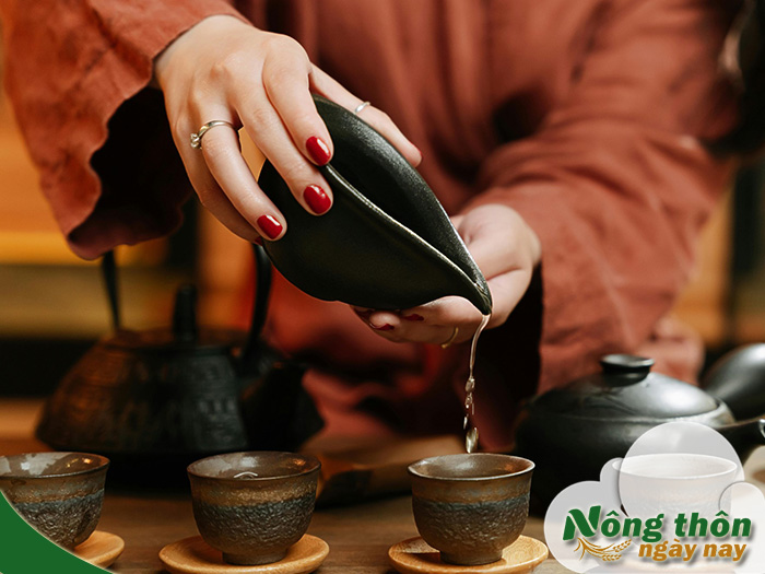 uống trà xanh có bị táo bón không