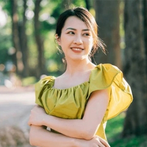 Tác giả Lệ Quyên